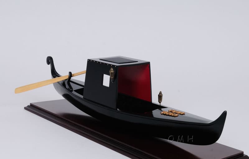 Wooden Model Boat VENETIAN GONDOLA BLACK